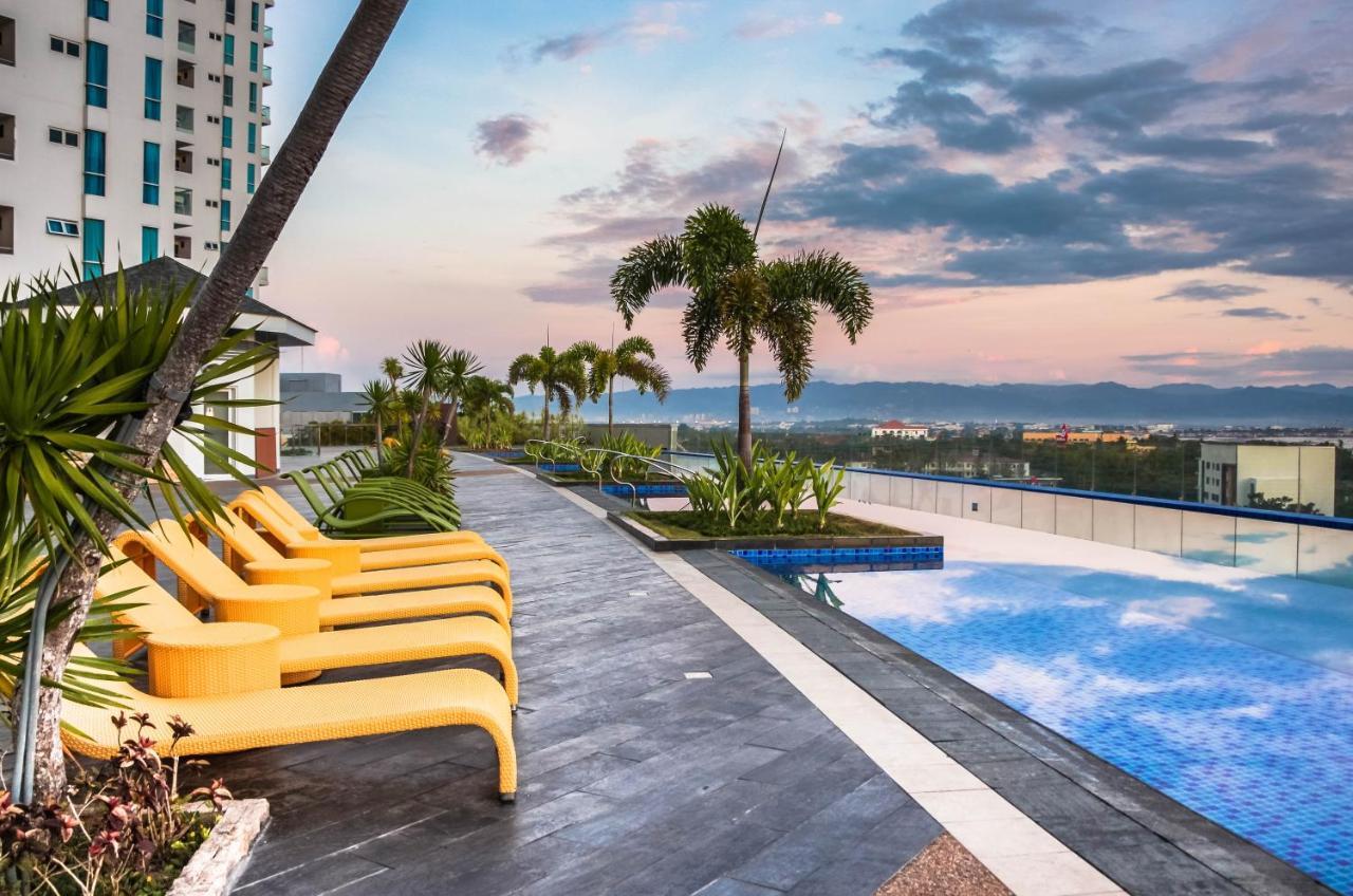 C Suites At Mactan Newtown Lapu-Lapu City Dış mekan fotoğraf