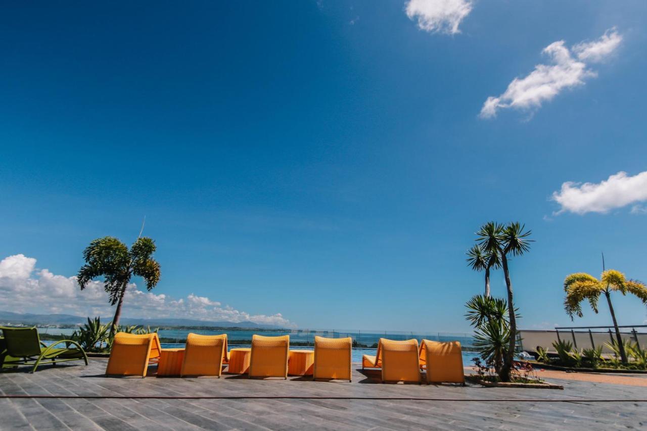 C Suites At Mactan Newtown Lapu-Lapu City Dış mekan fotoğraf