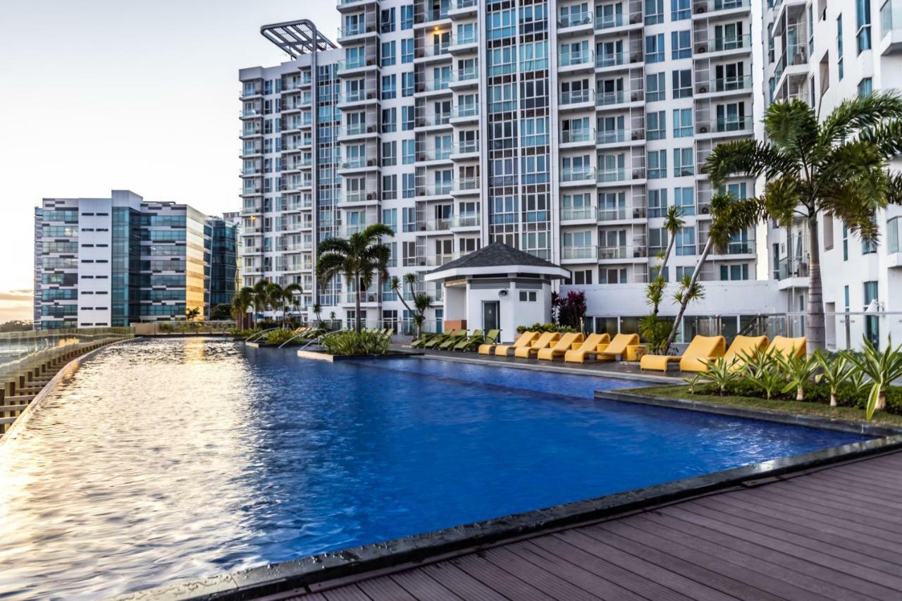 C Suites At Mactan Newtown Lapu-Lapu City Dış mekan fotoğraf